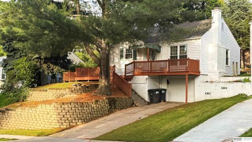 1344 S 52nd Avenue, Omaha, NE, 68106 | Card Image