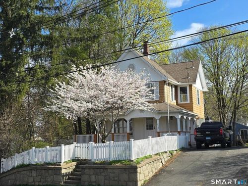 854 Frost Rd, Waterbury, CT, 06705-2312 | Card Image