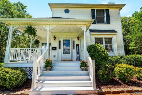 1900 Butler Rd, New Market, AL, 35761-8825 | Card Image