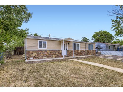 7461 Locust St, Commerce City, CO, 80022-1345 | Card Image