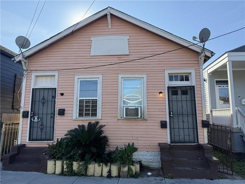 2020 22 Seventh Street, New Orleans, LA, 70115 | Card Image