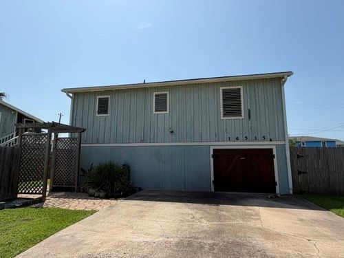16535 Jamaica Inn Rd, Jamaica Beach, TX, 77554 | Card Image