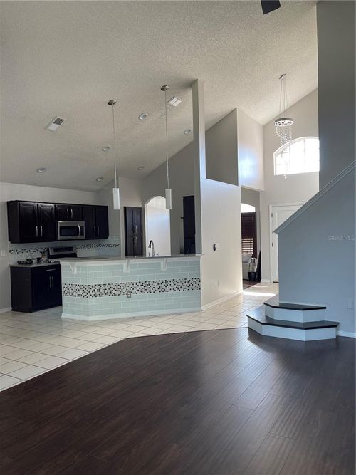 2819 Crane Trace Cir, ORLANDO, FL, 32837-6992 | Card Image