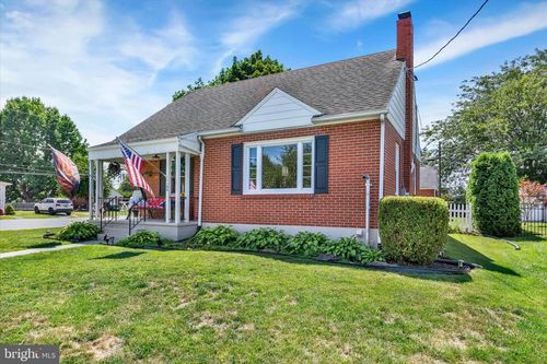 106 E Poplar St, LEBANON, PA, 17042-7643 | Card Image