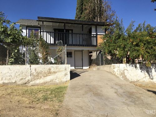 1406 Grace St, Bakersfield, CA, 93305-3908 | Card Image