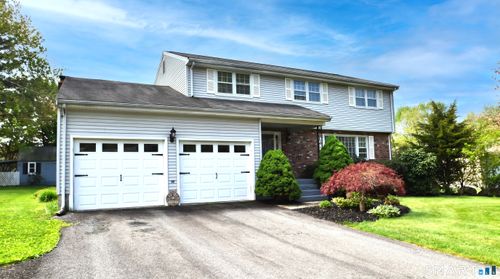 182 Great Swamp Road, Glastonbury, CT, 06033 | Card Image