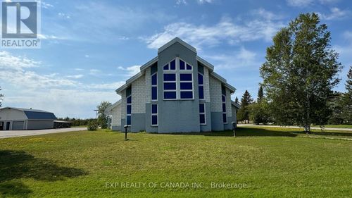 2323 Genier Rd, Cochrane, ON, P0L1C0 | Card Image