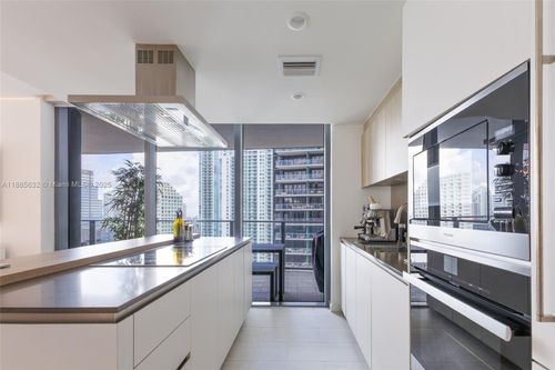 unit-2515-1000 Brickell Plz, Miami, FL, 33131-3846 | Card Image
