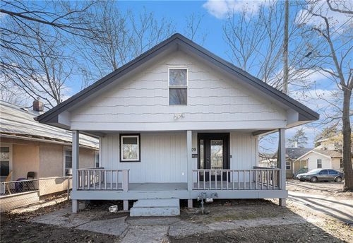 5809 E 16th Ter, Kansas City, MO, 64126-2447 | Card Image