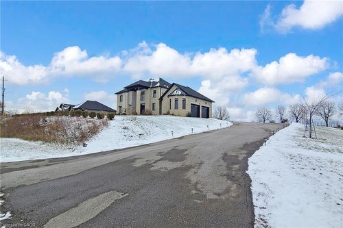 2687 Haldimand Rd, Hagersville, ON, N0A1H0 | Card Image