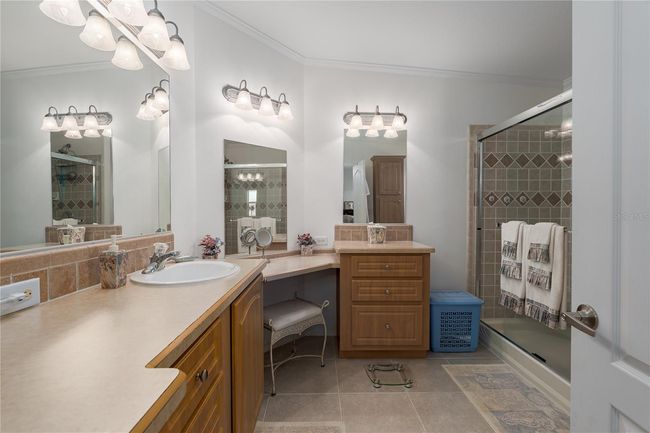 8424 Regal Way, House other with 3 bedrooms, 2 bathrooms and null parking in PALMETTO FL | Image 14