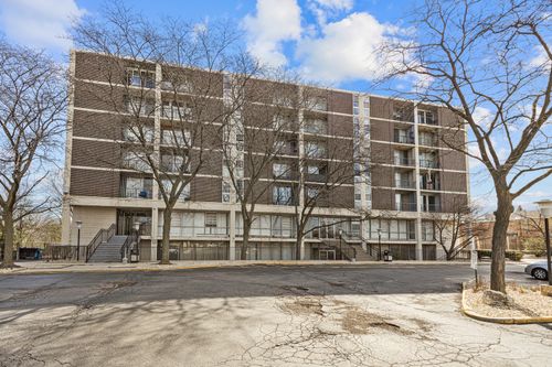 apt-209-1043 S York Rd, Bensenville, IL, 60106-3443 | Card Image