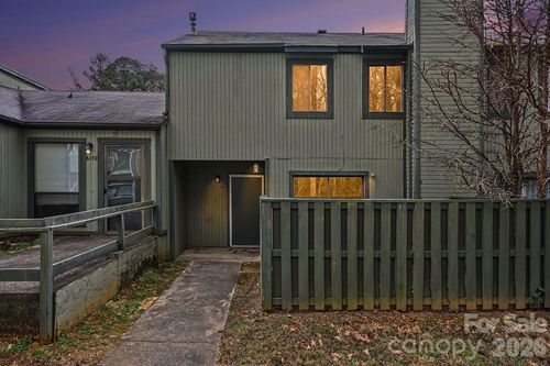 6134 Bent Tree Ct, Charlotte, NC, 28212-0907 | Card Image