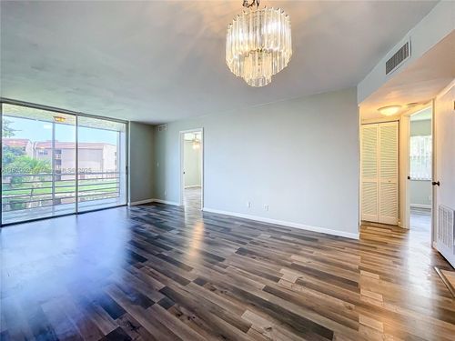 apt-212-9850 Sunrise Lakes Blvd, Sunrise, FL, 33322-6280 | Card Image