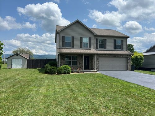 729 Skylark Dr, Connellsville, PA, 15425-1962 | Card Image