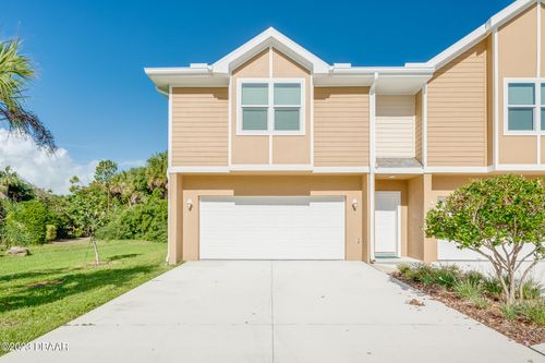 118 Ocean Cir, DAYTONA BEACH SHORES, FL, 32118-0002 | Card Image