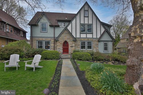 20 Hillside Rd, WAYNE, PA, 19087-2632 | Card Image