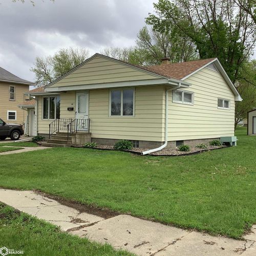 148 Ne 3rd Avenue, Titonka, IA, 50480 | Card Image