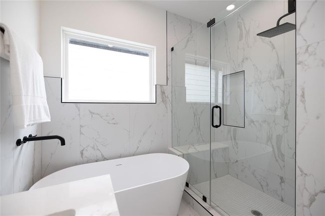 4102 Alice St, House other with 3 bedrooms, 4 bathrooms and null parking in Houston TX | Image 16