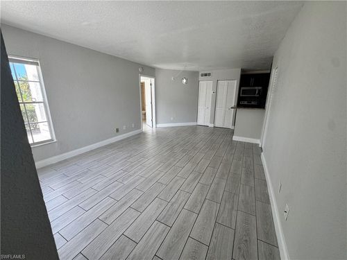 16-124 Santa Clara Dr, NAPLES, FL, 34104 | Card Image