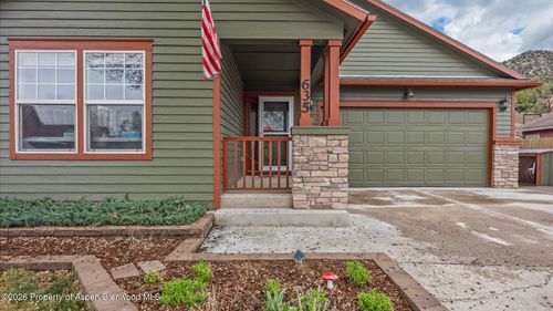 635 Lariat Loop, New Castle, CO, 81647 | Card Image