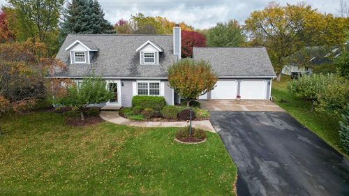 160 Harrys Gateway, FOX CROSSING, WI, 54914 | Card Image