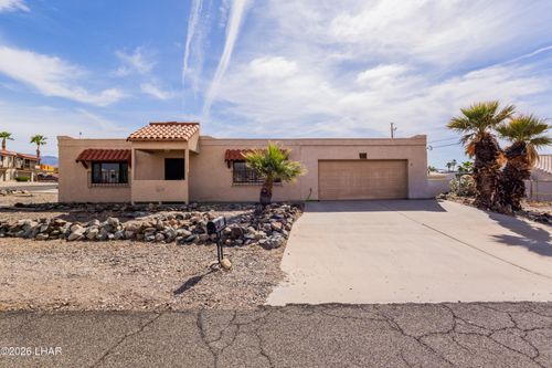 2110 Magnolia Dr, Lake Havasu City, AZ, 86403-6822 | Card Image
