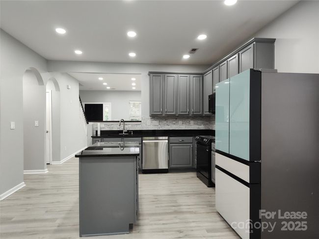 469 Laurel Fork Dr, House other with 4 bedrooms, 3 bathrooms and null parking in Fort Mill SC | Image 6