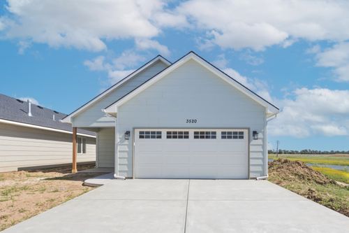 3520 N Azalea St, Wichita, KS, 67205 | Card Image