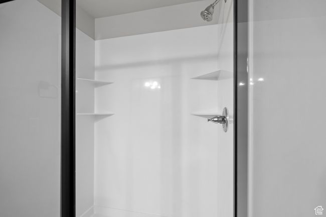 Full bath with a stall shower | Image 23