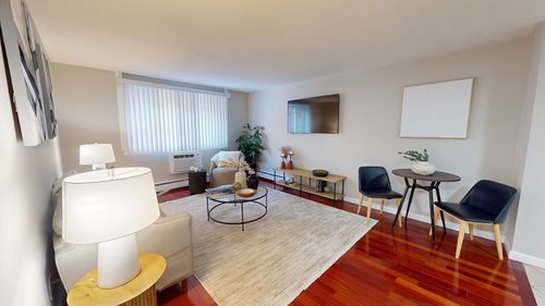 apt-26-21 Staples Ave, Everett, MA, 02149-2243 | Card Image