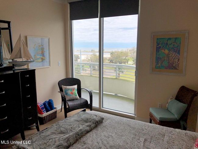 ocean club bedroom with balcony | Image 11