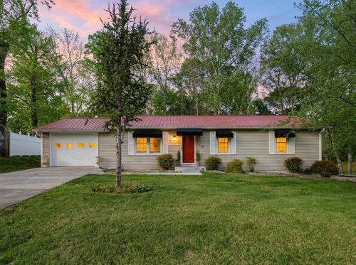694 Castle Heights Road, Bowling Green, KY, 42103 | Card Image