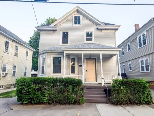212 Roosevelt St, Providence, RI, 02909-3804 | Card Image