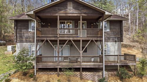 359 Whippoorwill Trl, Franklin, NC, 28734-0232 | Card Image