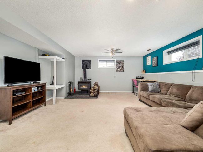 1106 41 Avenue N, Home with 4 bedrooms, 2 bathrooms and 5 parking in Lethbridge AB | Image 25
