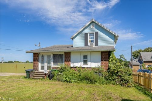 439 W Main Street, Alliance, OH, 44601 | Card Image