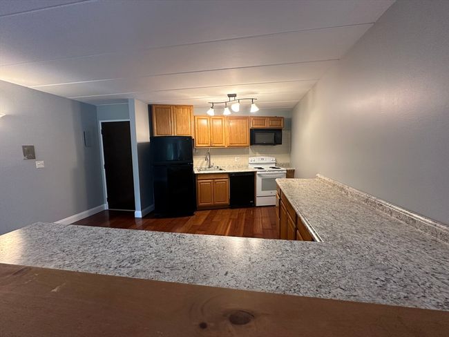 UNIT-102 - 147 Turner Rd, Condo with 1 bedrooms, 1 bathrooms and 1 parking in Holliston MA | Image 4