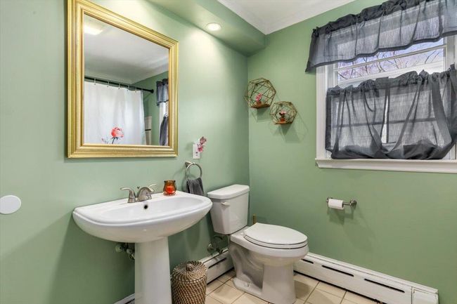 147 W Haven Rd, House other with 3 bedrooms, 2 bathrooms and null parking in Manchester NH | Image 21