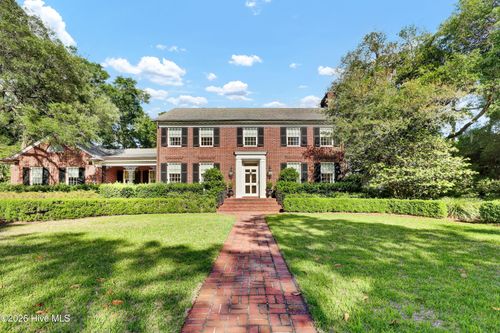 1411 Live Oak Pkwy, Wilmington, NC, 28403-4019 | Card Image