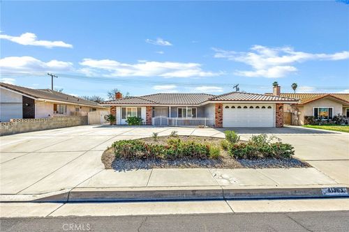 41363 Plumrose St, Hemet, CA, 92544-7463 | Card Image