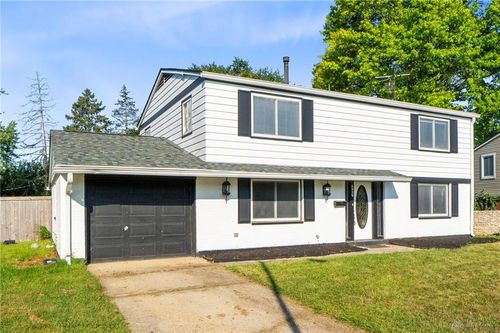 6929 Morley Ln, Huber Heights, OH, 45424-3568 | Card Image