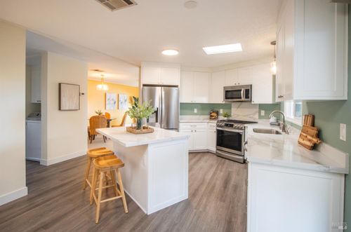 9 Fallen Leaf Way, Novato, CA, 94949-6803 | Card Image