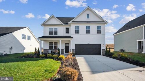 207 Maxwell St, SHENANDOAH JUNCTION, WV, 25442 | Card Image
