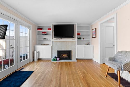 unit-37-11 Oak St, Wellesley, MA, 02482-4732 | Card Image
