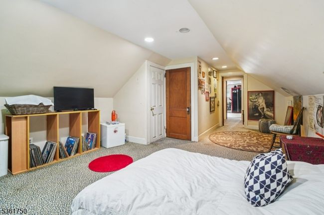 27 Fairway Dr, House other with 7 bedrooms, 5 bathrooms and null parking in West Orange NJ | Image 26