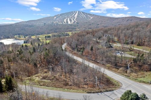 4-4 Summit View Road, Winhall, VT, 05340 | Card Image