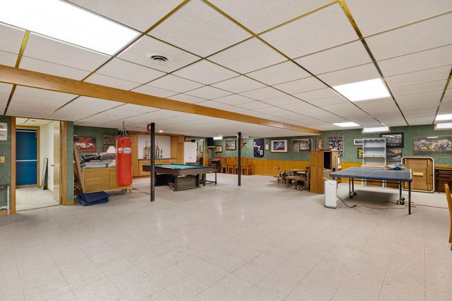Expansive Basement | Image 37