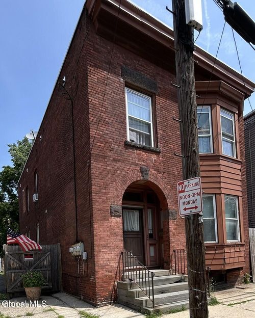 7 Glen Ave, Troy, NY, 12180-1384 | Card Image