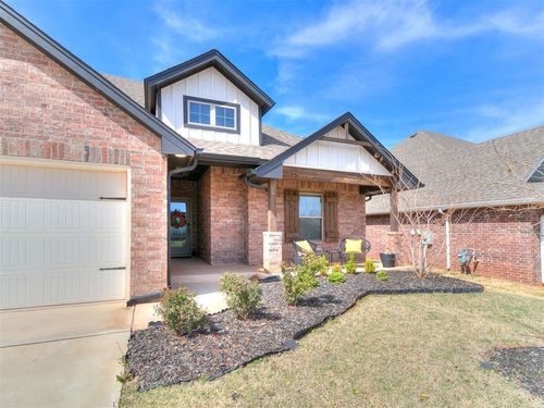 18709 Grove Parkway, Edmond, OK, 73012 | Card Image